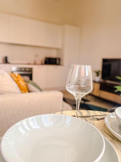 Designer Furnished - Entire 2b By Solea *