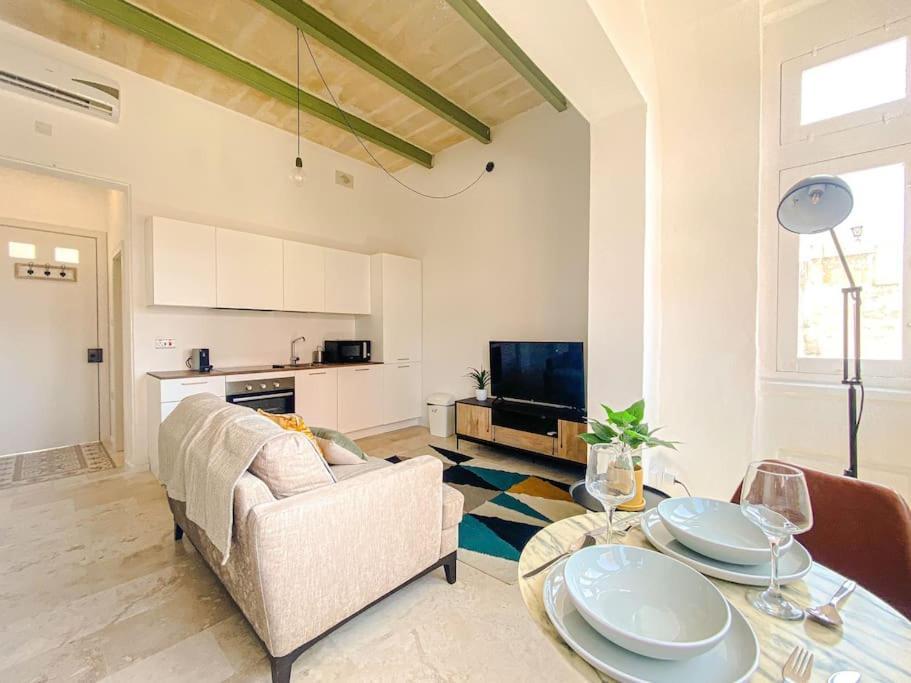 Designer Furnished - Entire 2b By Solea